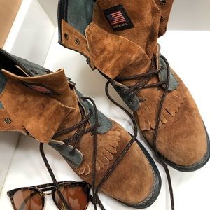 AROMORTED NEOPRENE CORD LACE-UP BOOTS